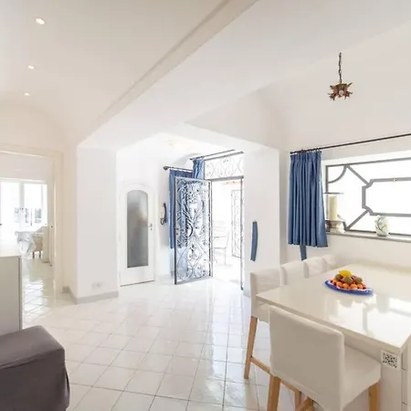 Casa Al Centro Di Holiday home Capri